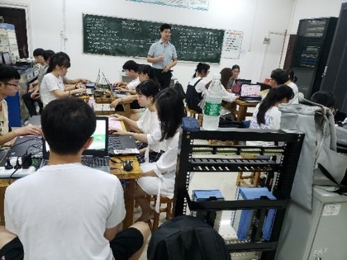 通信工程專(zhuān)業(yè)簡(jiǎn)介 連接世界的數(shù)字橋梁